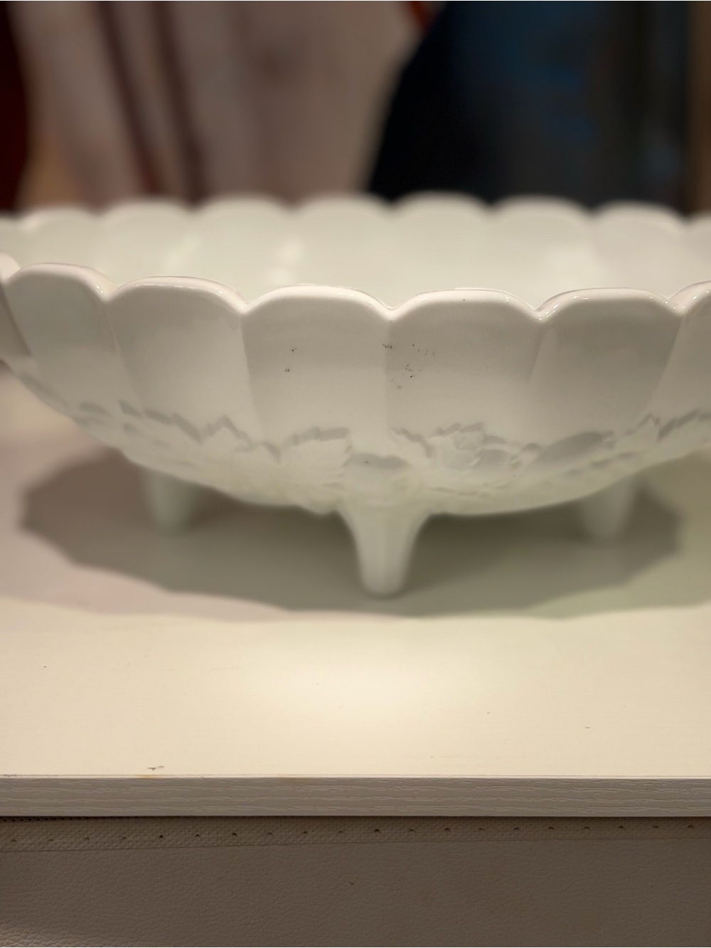 Source Unknown Glossy White Scalloped Footed Serving Bowl